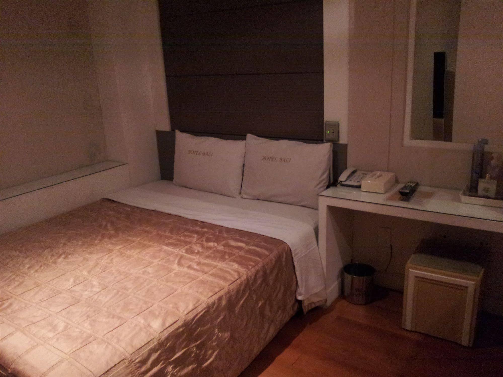 Bali Tourist Hotel Seoel Buitenkant foto